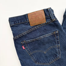 Load image into Gallery viewer, Levi’s 501 Jeans W36 L29