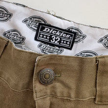 Load image into Gallery viewer, Dickies Cargo Trousers W32 L29