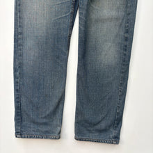 Load image into Gallery viewer, Levi’s 559 Jeans W32 L30