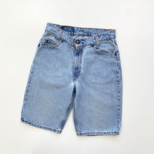 Load image into Gallery viewer, 90s Levi’s 550 Denim Shorts W24