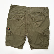 Load image into Gallery viewer, Dickies Cargo Shorts W34
