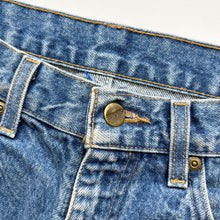 Load image into Gallery viewer, 90s Carhartt Denim Shorts W32