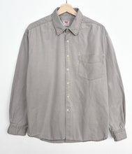 Load image into Gallery viewer, 90s Levi’s Shirt (L)