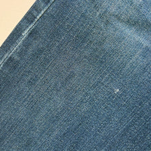 Load image into Gallery viewer, Levi’s 513 W32 L30