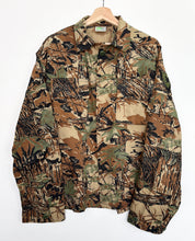 Load image into Gallery viewer, Camo Jacket (M)