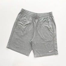 Load image into Gallery viewer, Nike Shorts (M)