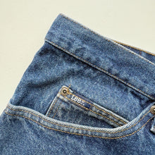 Load image into Gallery viewer, Lee Jeans W40 L29