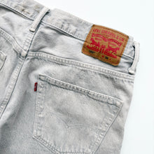 Load image into Gallery viewer, Levis 569 Shorts W36