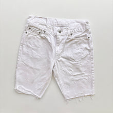Load image into Gallery viewer, Levi’s 511 Shorts W29