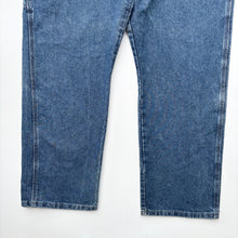 Load image into Gallery viewer, Wrangler Carpenter Jeans W38 L32