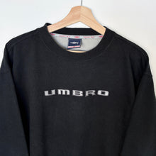 Load image into Gallery viewer, 00s Umbro Sweatshirt (XS)