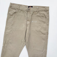 Load image into Gallery viewer, Distressed Dickies Carpenter Jeans W36 L32