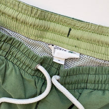 Load image into Gallery viewer, Lacoste Shorts (M)