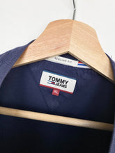 Load image into Gallery viewer, Tommy Hilfiger T-shirt (XL)