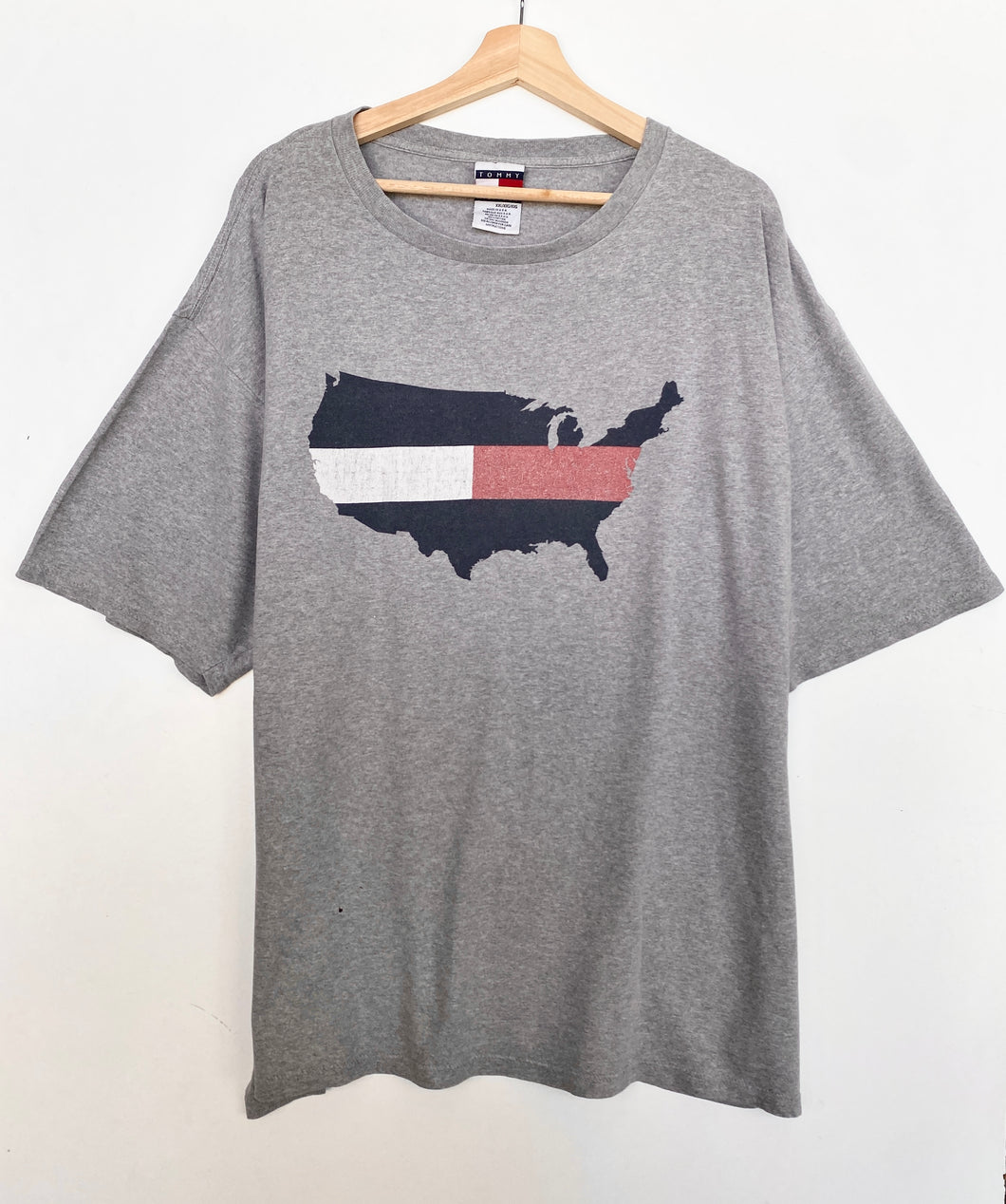 90s Tommy Hilfiger T-shirt (2XL)