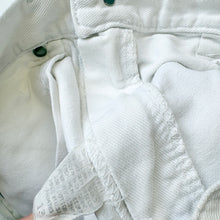 Load image into Gallery viewer, Women’s 90s Lee Denim Shorts W28