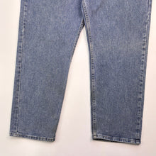 Load image into Gallery viewer, Wrangler Jeans W38 L30