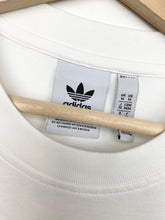 Load image into Gallery viewer, Adidas T-shirt (M)