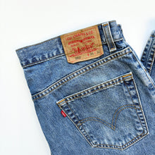 Load image into Gallery viewer, Levi’s 550 W36 L30
