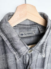 Load image into Gallery viewer, Flannel Shirt (L)