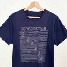 Load image into Gallery viewer, New Balance T-shirt (M)