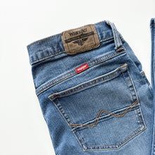 Load image into Gallery viewer, Wrangler Jeans W31 L30