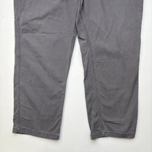 Load image into Gallery viewer, Carhartt Jeans W42 L30