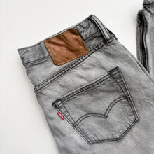 Load image into Gallery viewer, Levi’s 501 W30 L32