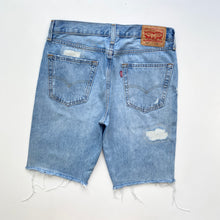Load image into Gallery viewer, Levi’s 511 Deim Shorts W32