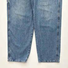 Load image into Gallery viewer, Wrangler Carpenter Jeans W36 L34