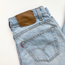 Load image into Gallery viewer, 90s Levi’s 560 Jeans W32 L30