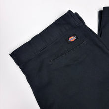 Load image into Gallery viewer, Dickies 874 Trousers W44 L32