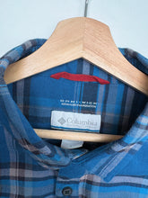 Load image into Gallery viewer, Columbia Flannel Shirt (L)