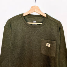 Load image into Gallery viewer, Lee Sweatshirt (M)