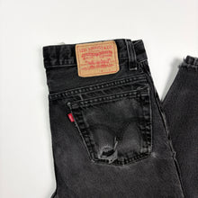 Load image into Gallery viewer, Distressed Levi’s 516 Jeans W31 L30