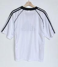 Load image into Gallery viewer, 90s Adidas T-shirt (M)