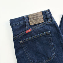 Load image into Gallery viewer, Wrangler Jeans W38 L32