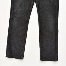 Load image into Gallery viewer, Levi’s 514 Cords W32 L30