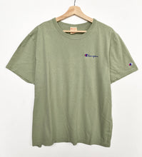 Load image into Gallery viewer, Champion T-shirt (M)