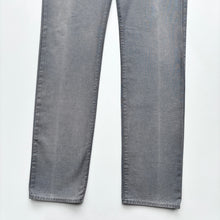 Load image into Gallery viewer, 90s Calvin Klein Jeans W28 L32