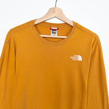 Load image into Gallery viewer, The North Face Long Sleeve T-shirt (M)