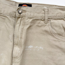 Load image into Gallery viewer, Distressed Dickies Carpenter Jeans W36 L32