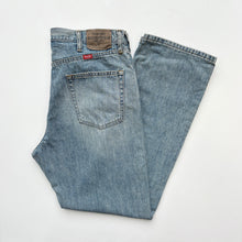 Load image into Gallery viewer, Wrangler Jeans W36 L32