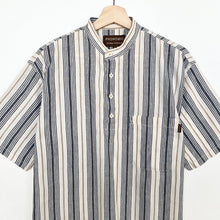 Load image into Gallery viewer, 90s Striped Shirt (L)