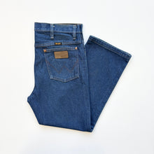 Load image into Gallery viewer, Wrangler Jeans W32 L25