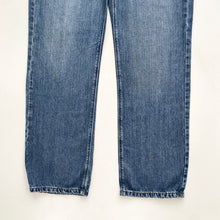 Load image into Gallery viewer, 00s DKNY Jeans W36 L32