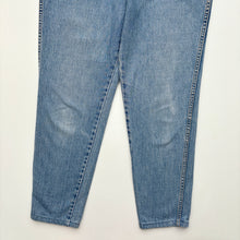 Load image into Gallery viewer, Wrangler Jeans W26 L30