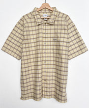 Load image into Gallery viewer, Calvin Klein Shirt (XL)