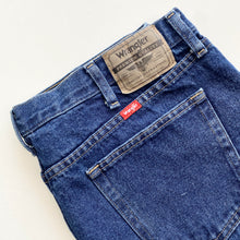 Load image into Gallery viewer, Wrangler Jeans W38 L32