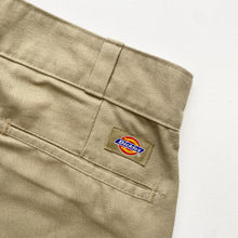 Load image into Gallery viewer, Dickies Shorts W34